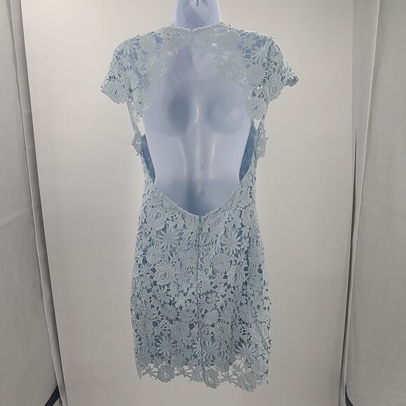 Lulu's Romance Language Baby Blue Crochet Lace Dress Size Large Cocktail party - Picture 6 of 12